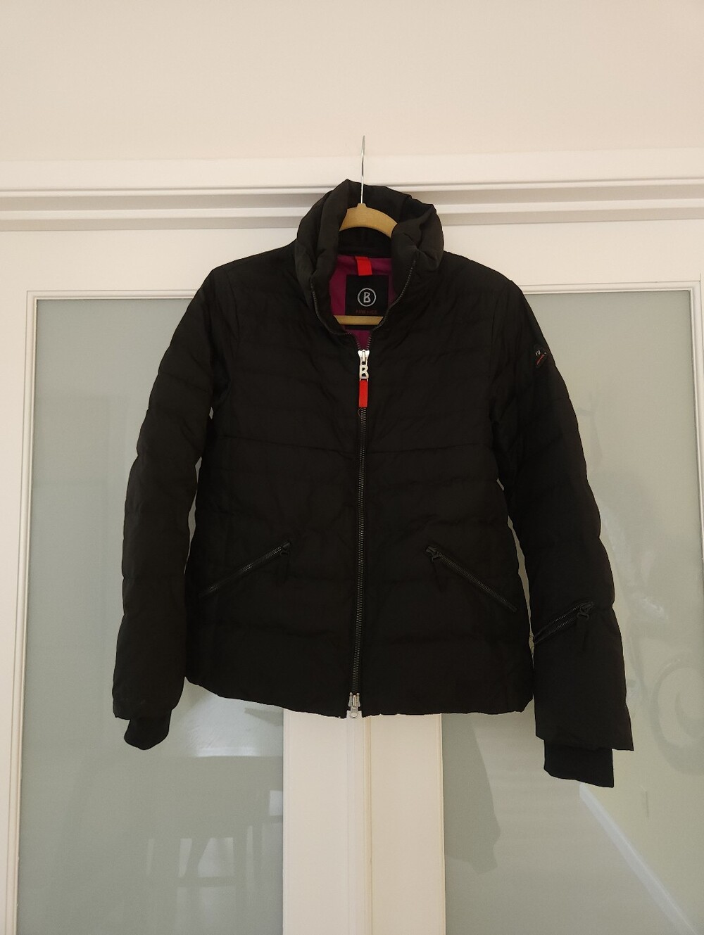 Black Women's Quilted Puffer Jacket
